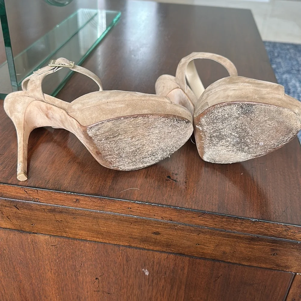Classic Jimmy Choo nude heels size 40 - Picture 3 of 6